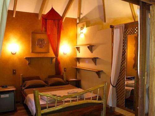 Korrigan Lodge Cahuita Eksteriør bilde