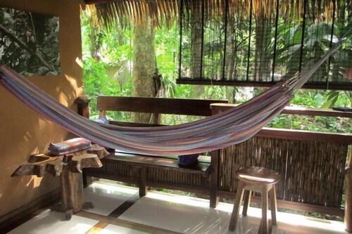Korrigan Lodge Cahuita Eksteriør bilde